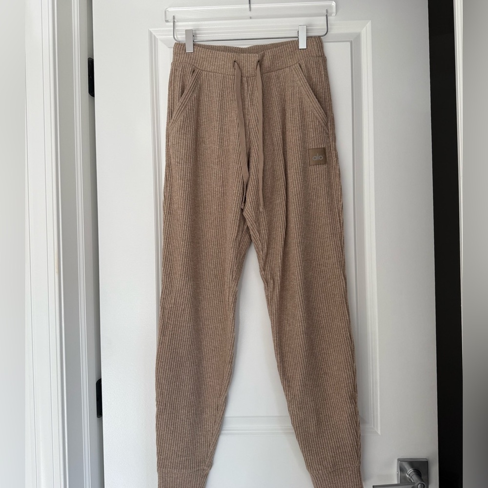 Alo Muse Sweatpants